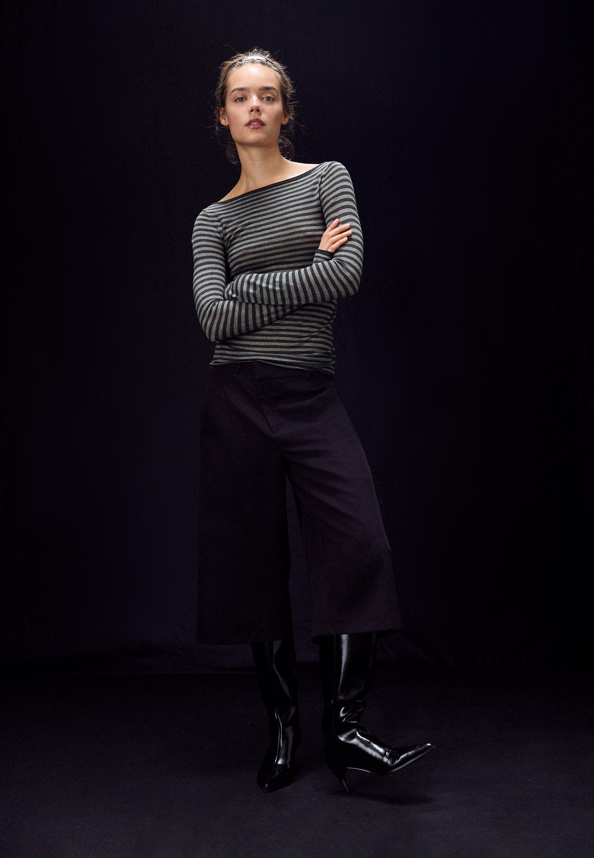 Britta Boatneck Sweater