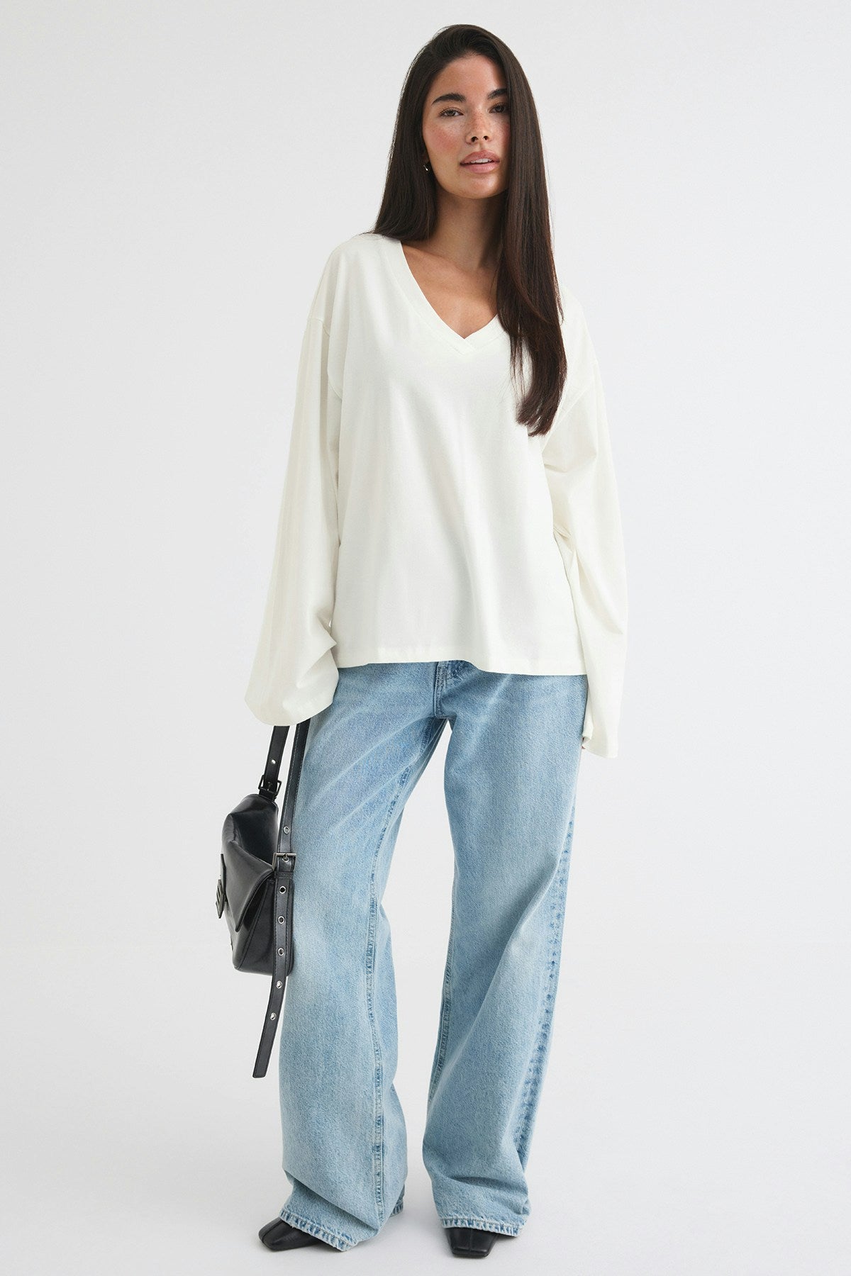 Romilly V-Neck Tee