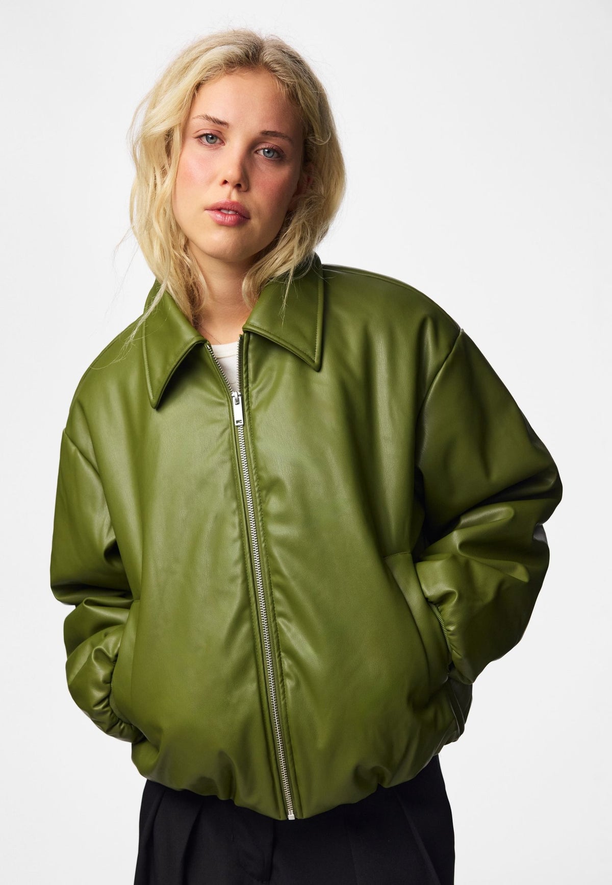 Viveka Leather Bomber