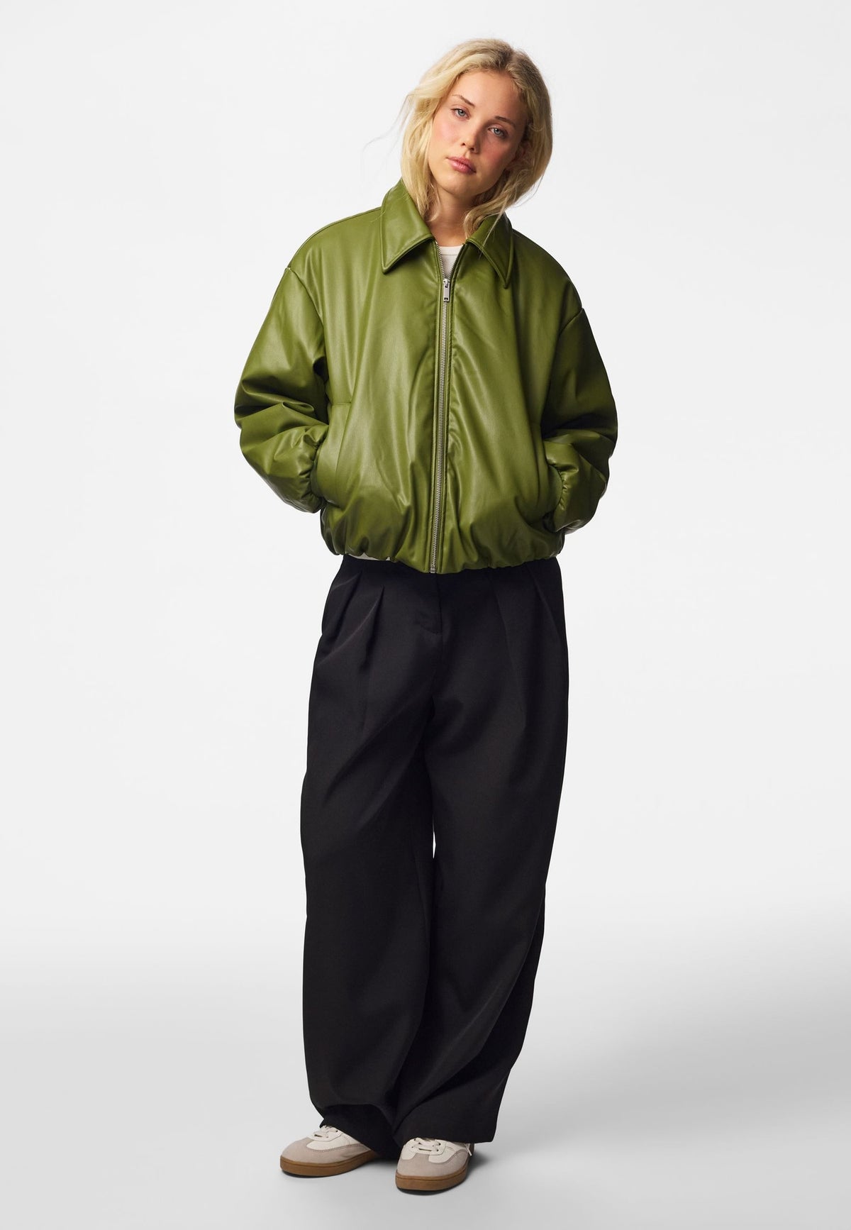 Viveka Leather Bomber