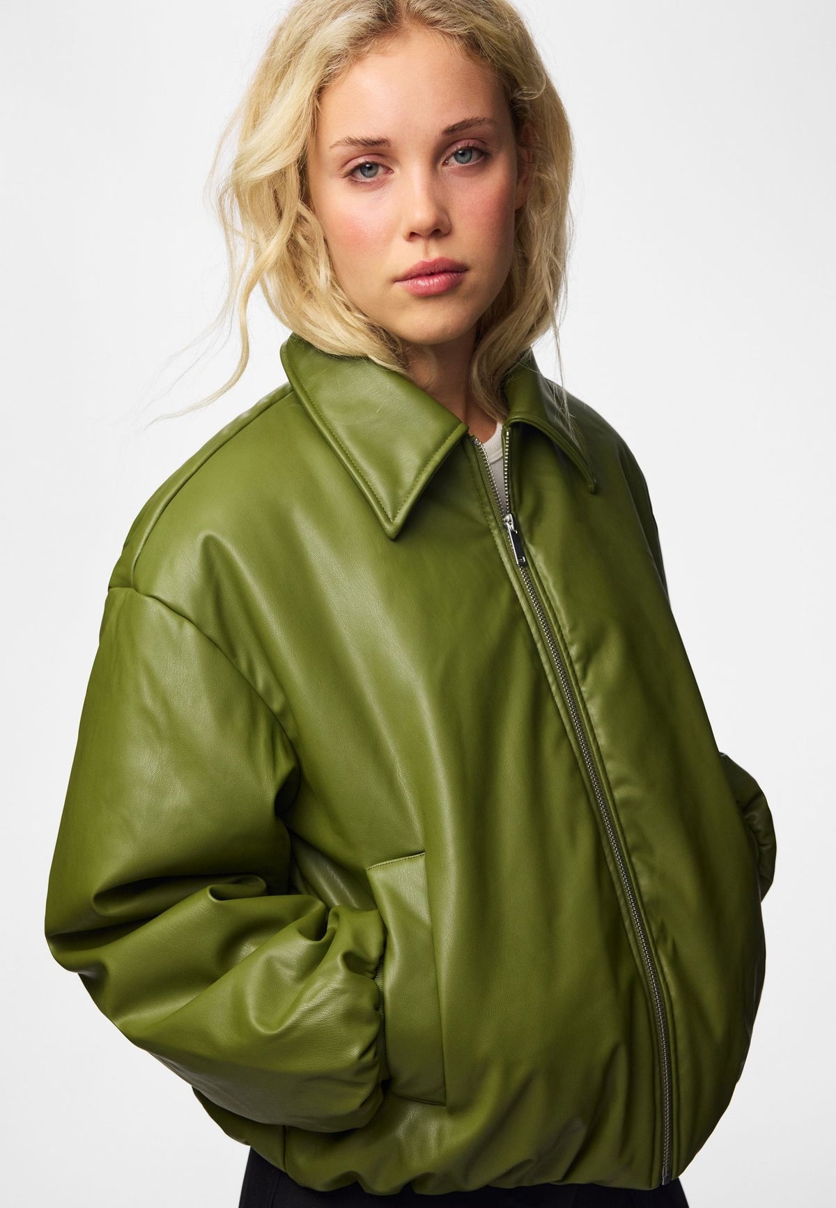 Viveka Leather Bomber