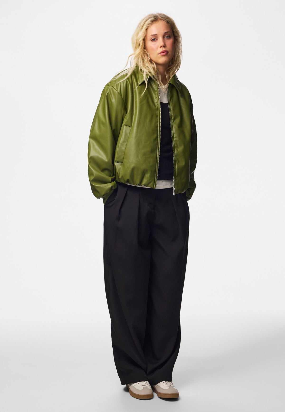 Viveka Leather Bomber