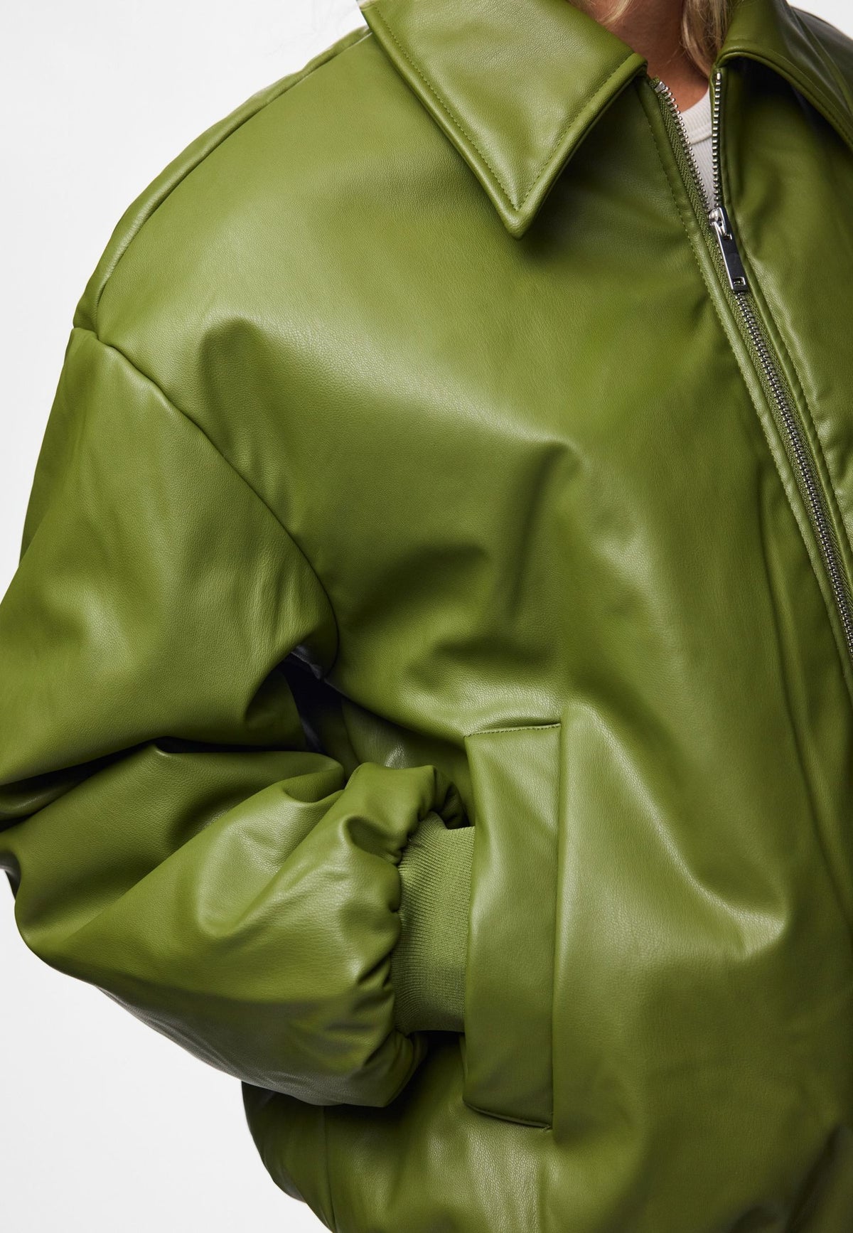 Viveka Leather Bomber