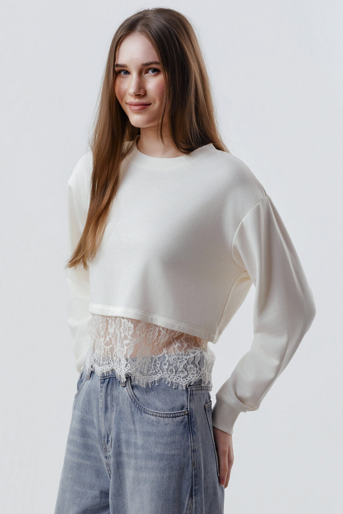 Rhea Sweatshirt